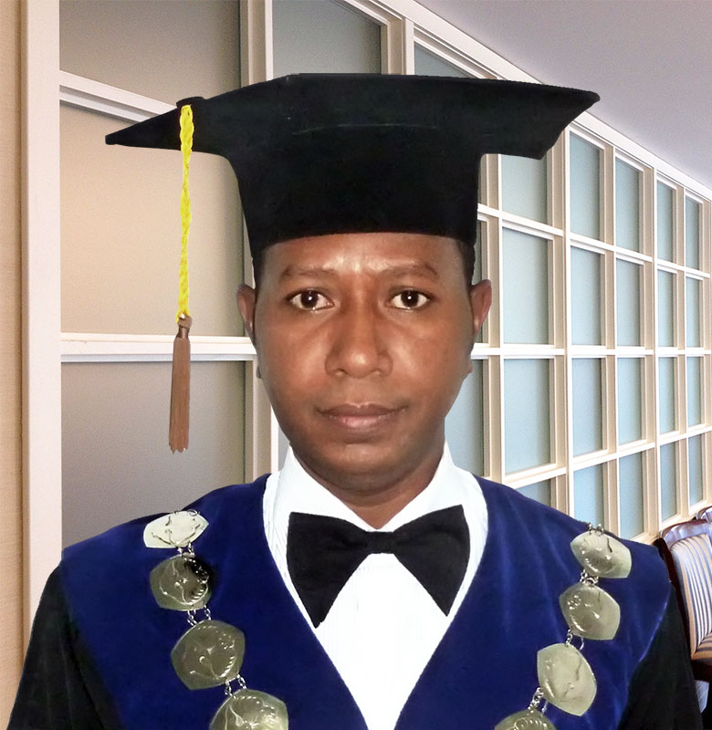 rektor uncen