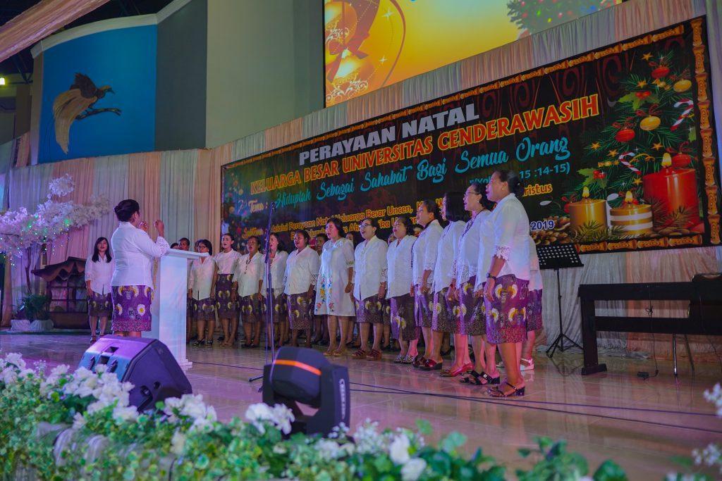 Perayaan Natal Keluarga Besar Universitas Cenderawasih 2019