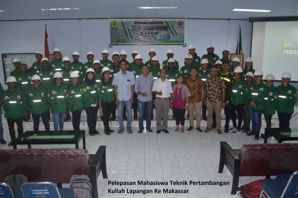 Mahasiswa Teknik Pertambangan Kuliah Lapangan ke Makassar