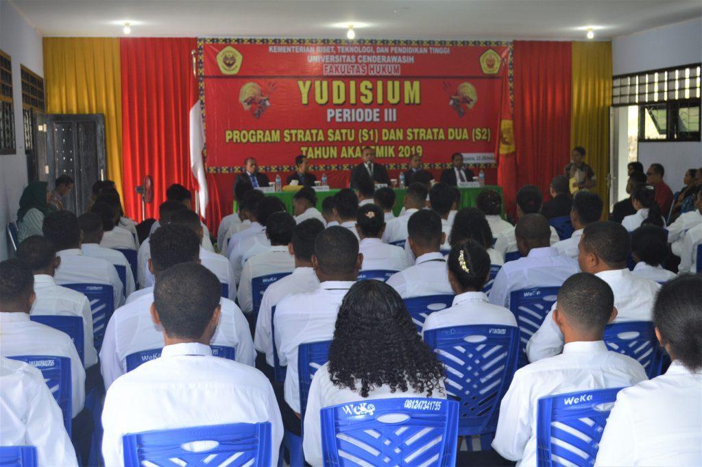 81 Lulusan Fakultas Hukum Meraih Gelar S1 dan S2