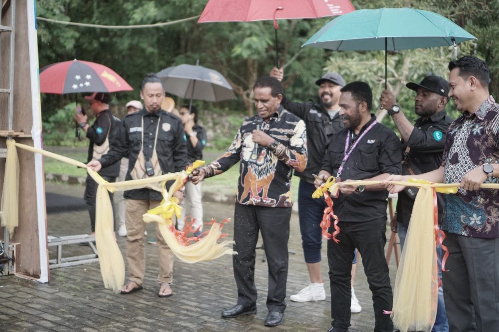 ECO FEST Season 3 Resmi Dibuka: Dorong Kewirausahaan Mahasiswa Lewat Produk Lokal Papua