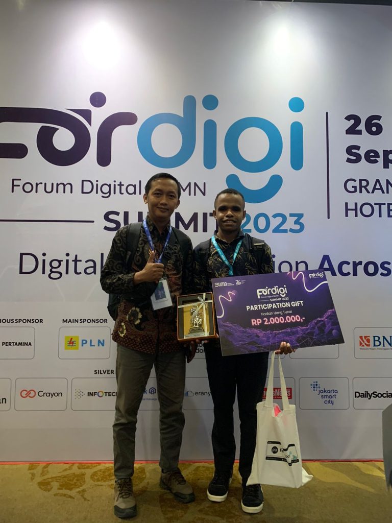 Wani Tabuni Dan Tim Dari F-MIPA Berhasil Raih 10 Besar Nasional Hackhaton Challenge Fordigi Summit 2023.