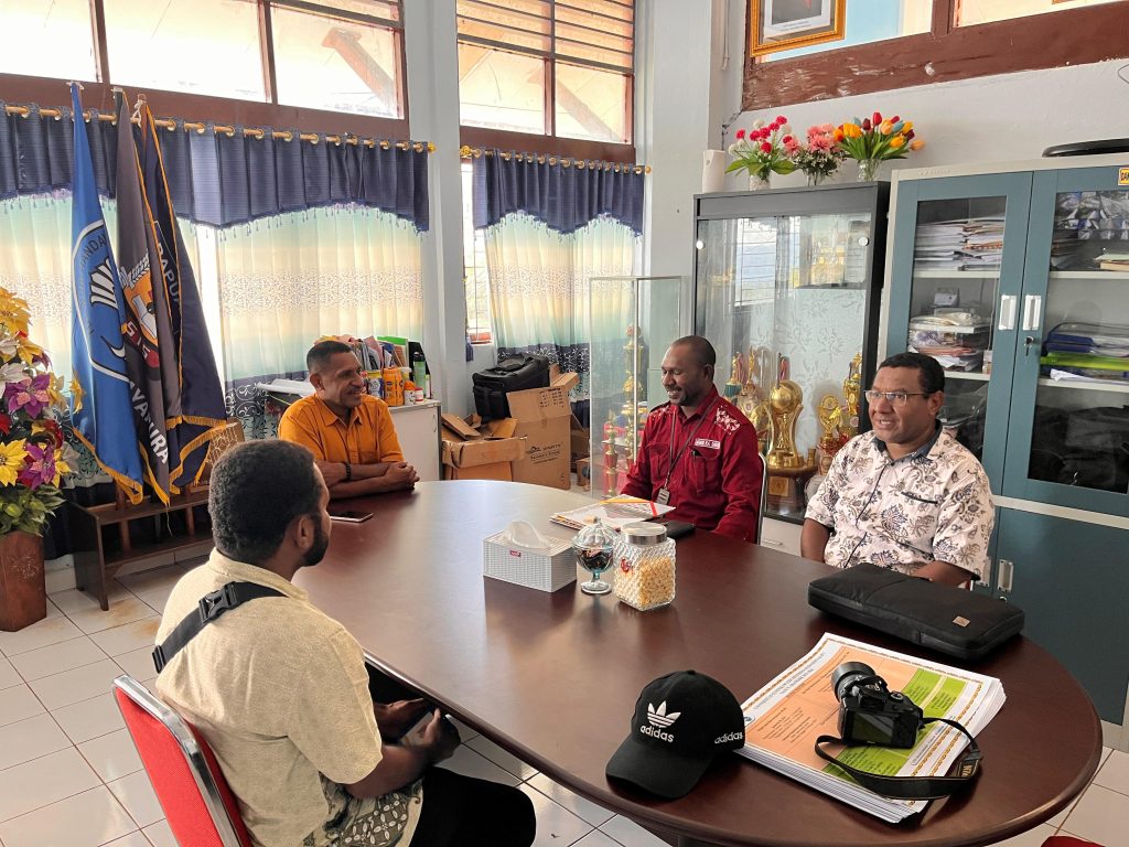 Jelang Penerimaan Mahasiswa Baru, Uncen Mulai Lakukan Sosialisasi Di SMA/SMK.