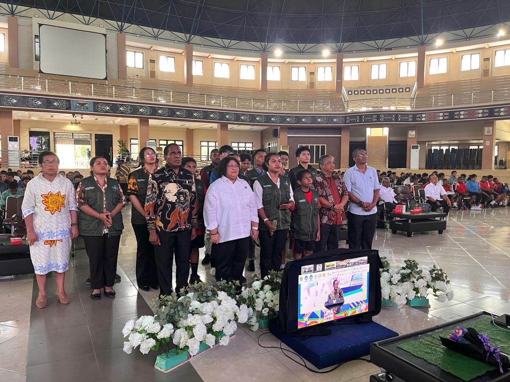 Uncen Bergabung dalam Gerakan Nasional ASTA 2025 untuk Wujudkan Kampus Bebas Sampah.