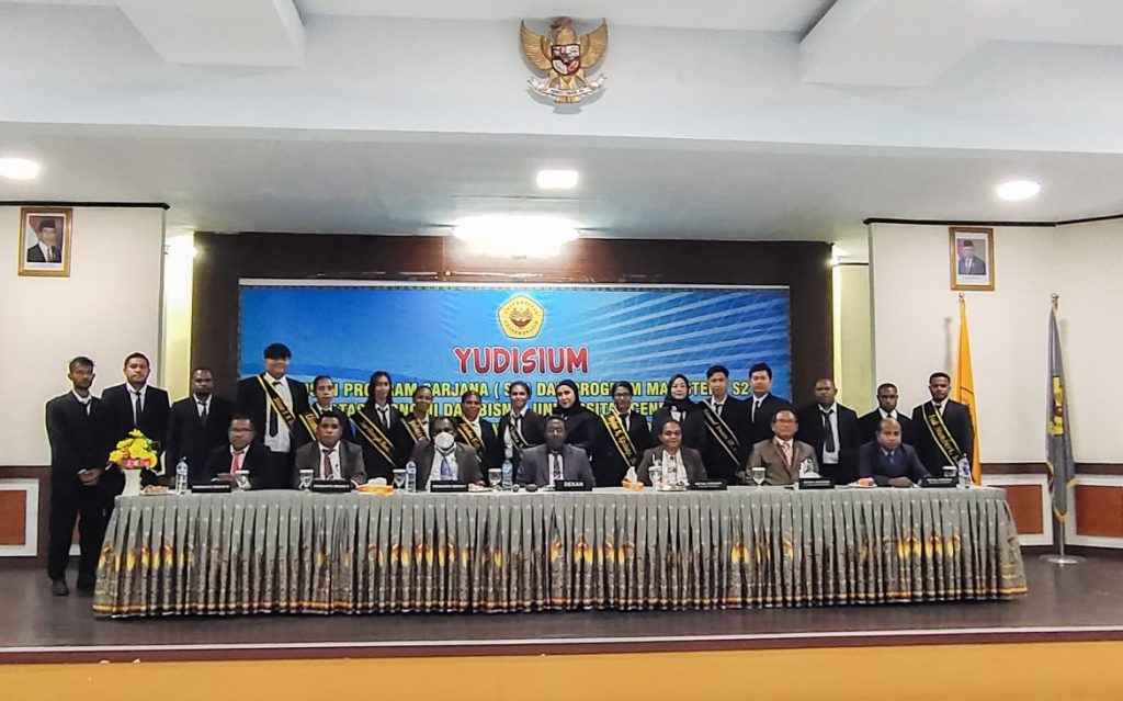 Yudisium Lulusan Program Sarjana dan Program Magister Fakultas Ekonomi dan Bisnis Periode II Tahun Akademik 2021/2022