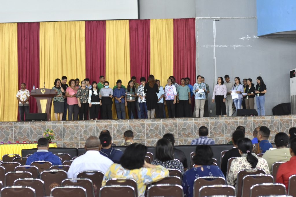 Universitas Cenderawasih Mengawali Tahun Kerja 2024 Dengan Ibadah Syukur.