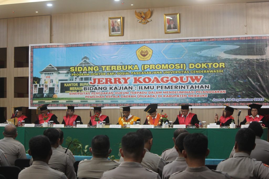 Kabag Ops Polres Merauke Raih Gelar Doktor.
