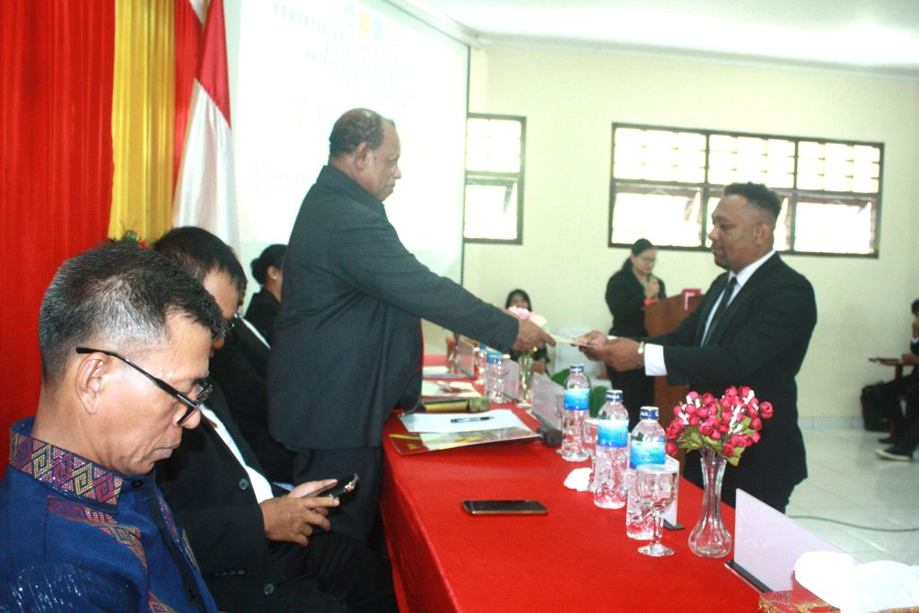 Fakultas Hukum Gelar Yudisium Kepada 77 Lulusan.