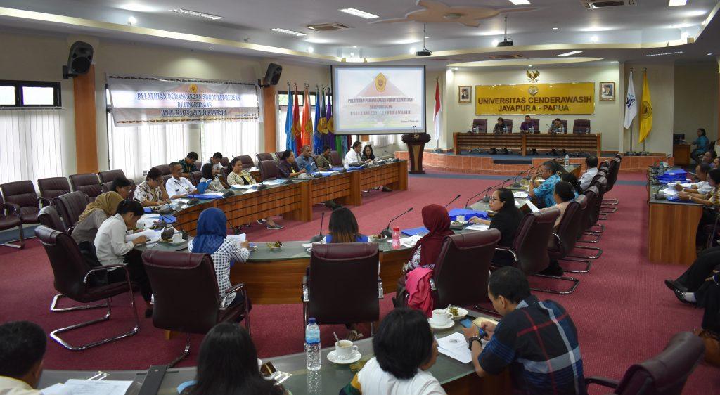 Pelatihan Perancangan Surat Keputusan