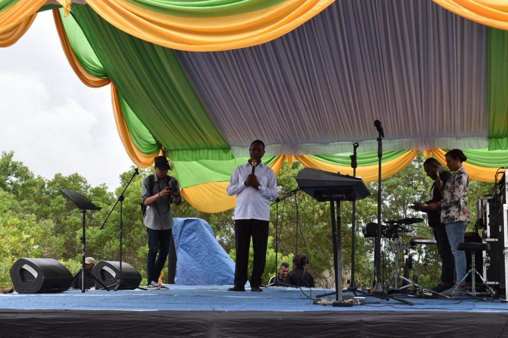 JAGA HUTAN DENGAN BAIK UNTUK GENERASI YANG AKAN DATANG