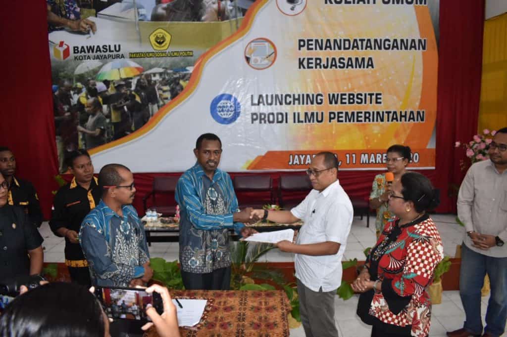 Kerjasama Dan Kolaborasi Meningkatkan Pemahaman Berpolitik Dalam Mengawal Pemilu Yang Berintegritas