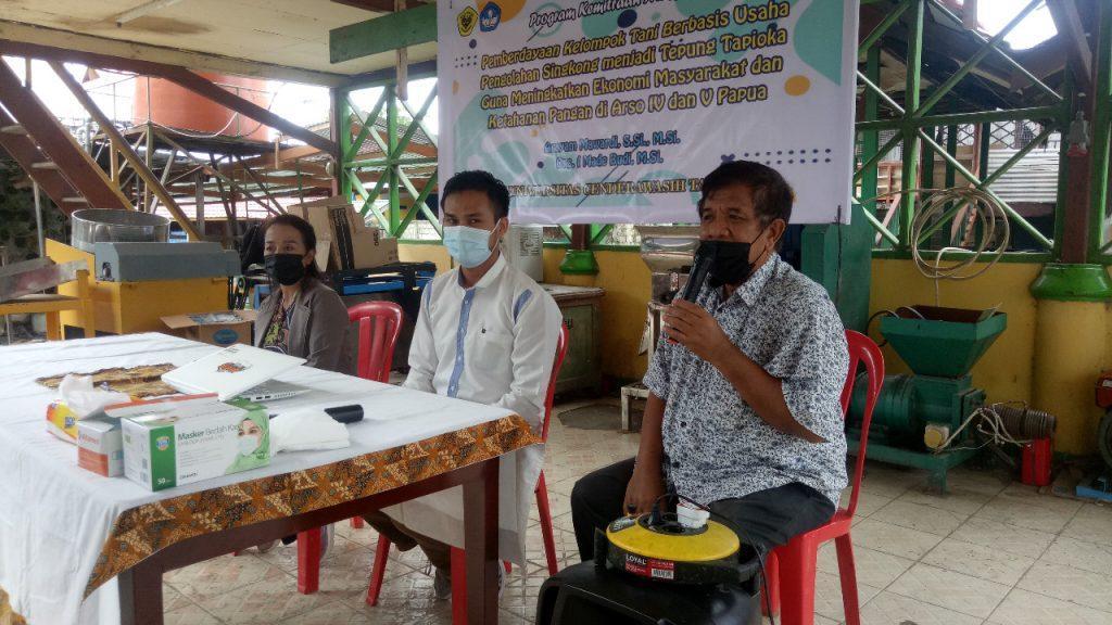 Pemberdayaan Kelompok Tani Berbasis Usaha Pengolahan Singkong Menjadi Tepung Tapioka Guna Meningkatkan Ekonomi Masyarakat dan Ketahanan Pangan di Arso IV dan V Papua