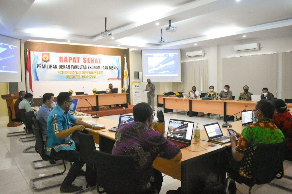 Dr. Mesak Iek Pimpin FEB 2 Periode