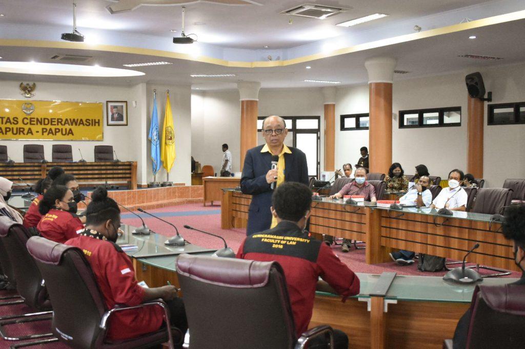 KUNJUNGI UNCEN, REKTOR UNIVERSITAS PANCASILA JALIN KERJASAMA DAN KULIAH UMUM