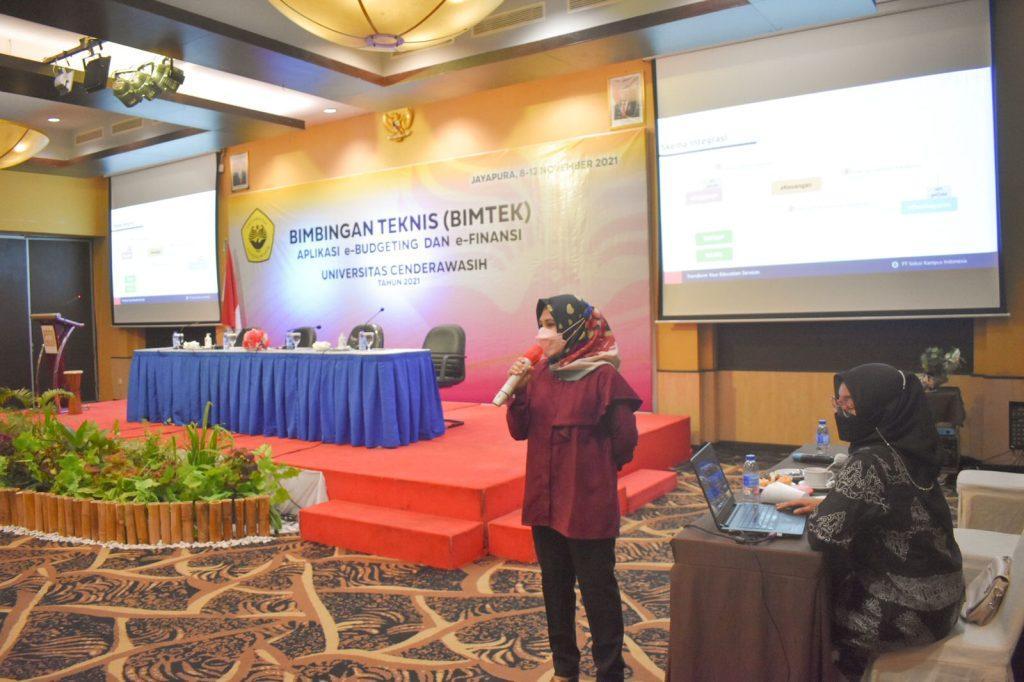 KELOLA SISTEM KEUANGAN TERINTEGRASI, UNCEN ADAKAN BIMTEK APLIKASI E-BUDGETING DAN E-FINANSI