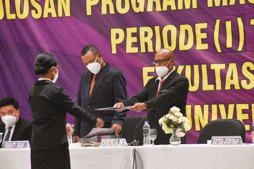 FKM MELULUSKAN 80 ORANG, 15 ORANG LULUSAN TERBAIK