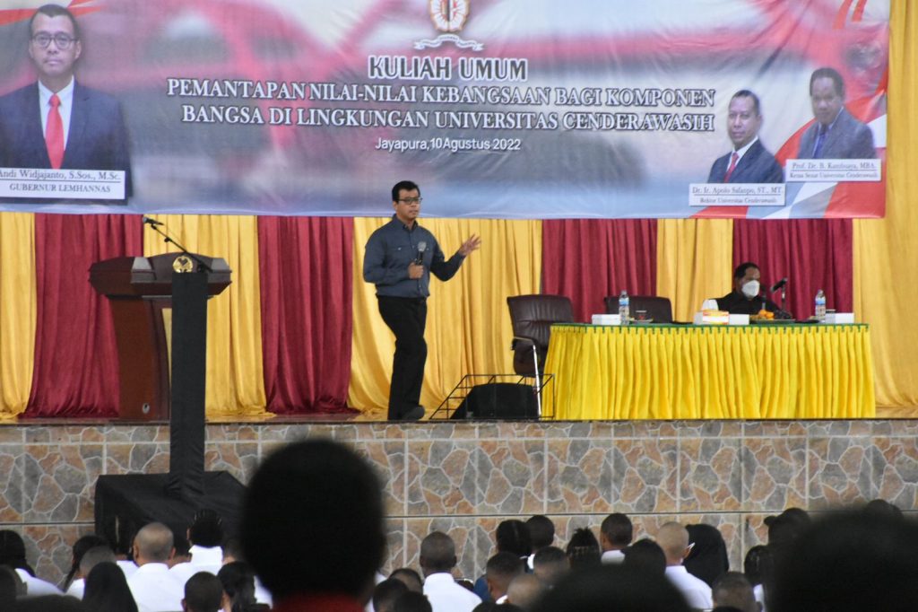 Gubernur Lemhannas Berikan Kuliah Umum Di Uncen.