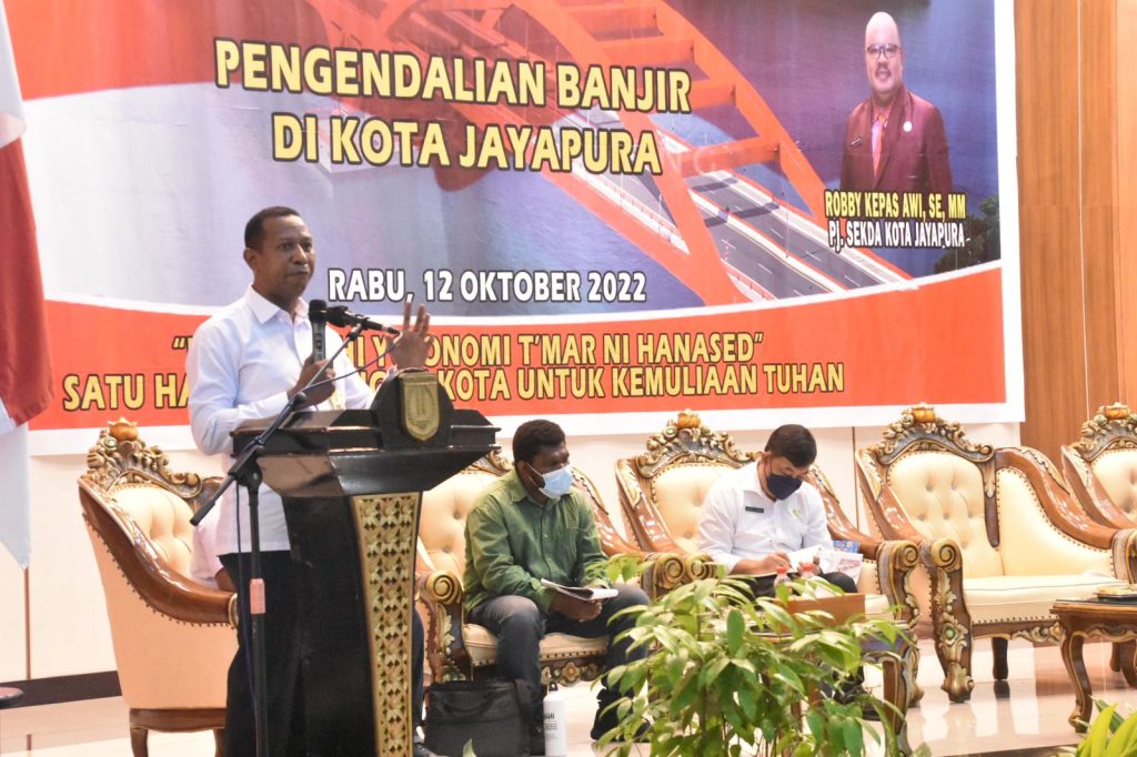 Rektor Uncen Diundang Pemda Kota Jayapura Sebagai Narasumber Workshop.