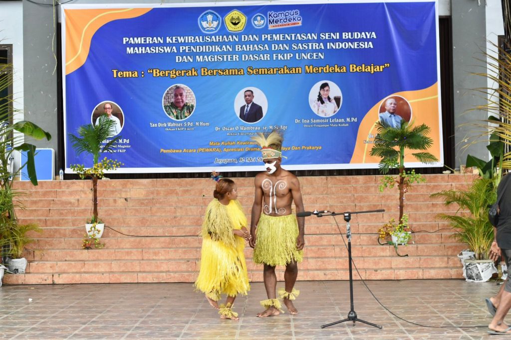 Hardiknas : Wirausaha dan Seni Budaya Implementasi Merdeka Belajar.