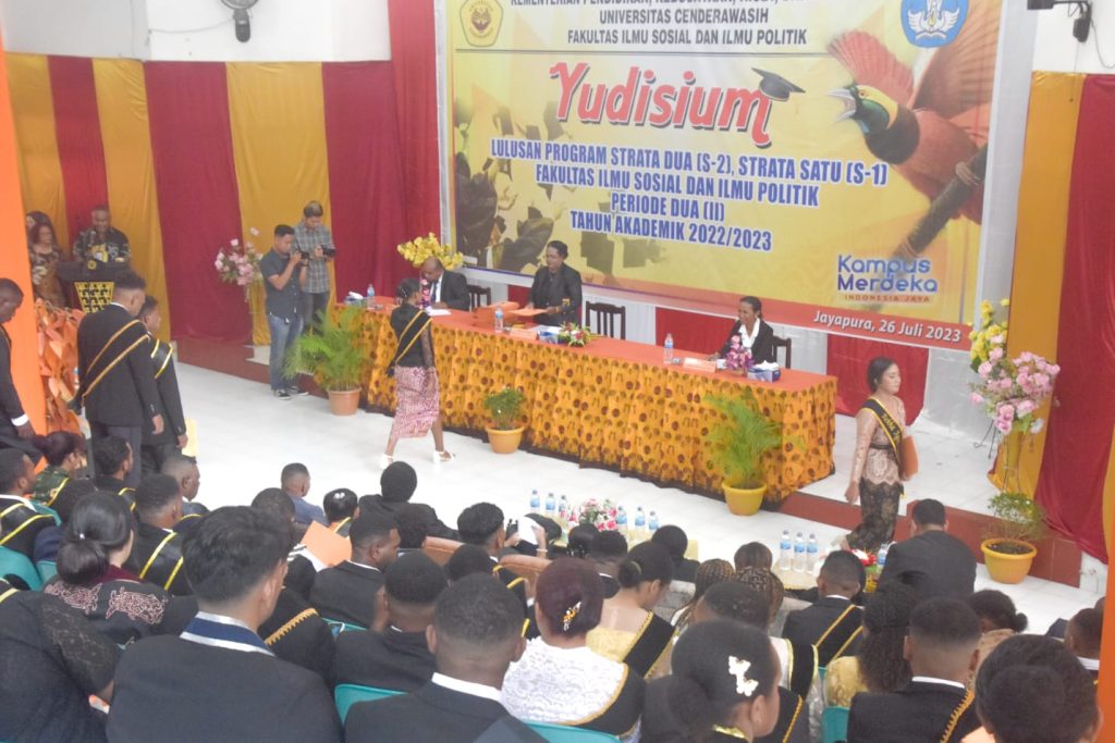 Gelar Yudisium, Fisip Uncen Luluskan 314 Mahasiswa.