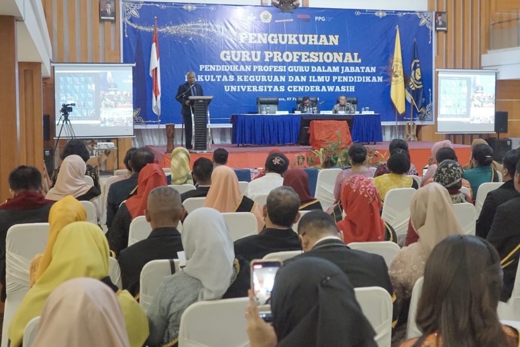 286 Guru Profesional Dilantik Rektor Dalam  Program Pendidikan Jabatan Kategori Satu Tahun 2024