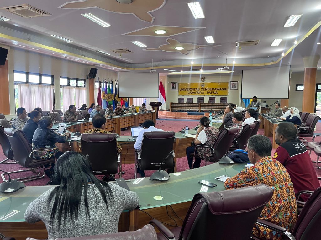 Rapat Dewan Pengawas BLU Bersama Pimpinan Uncen.