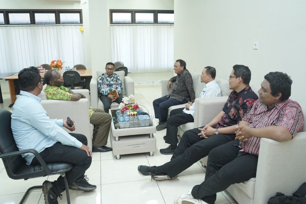 Kunjungan ISBI dan UNM ke Uncen.