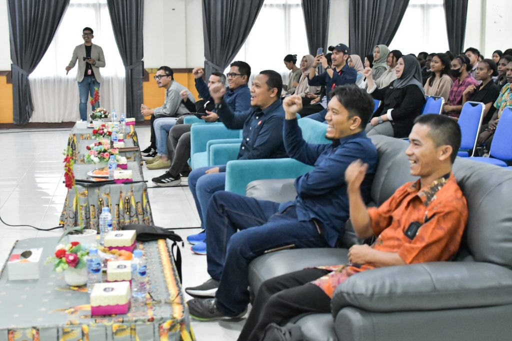 Telkomsel Gelar Pembukaan PMDB 2024 Wilayah Papua di Aula FEB Uncen