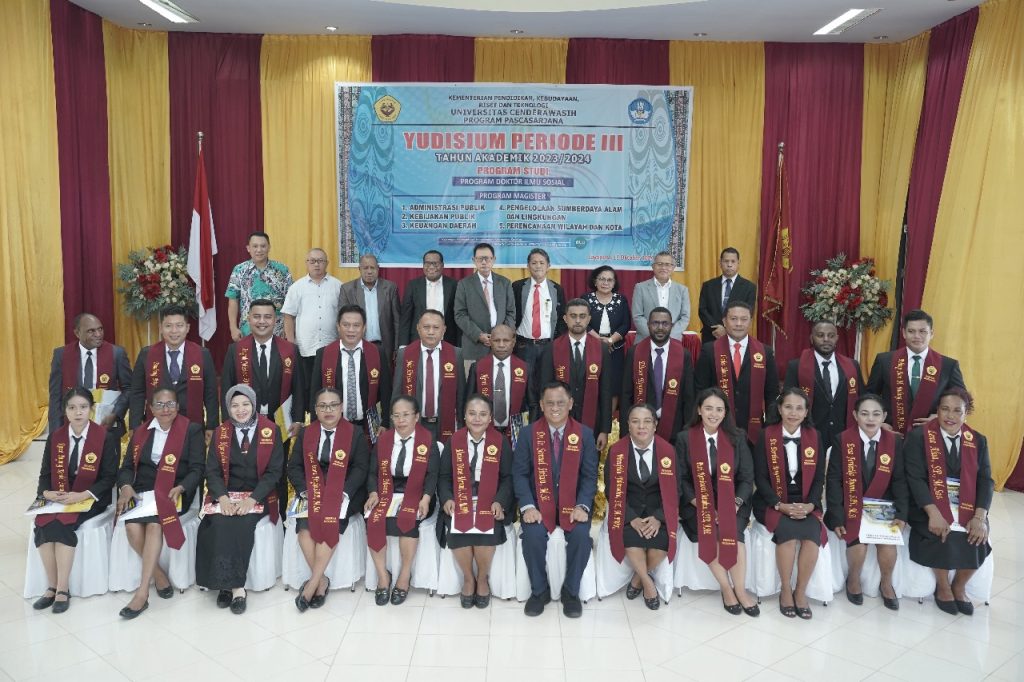 Yudisium Pascasarjana : Prof. Akbar Titip Nasehat Bijak.