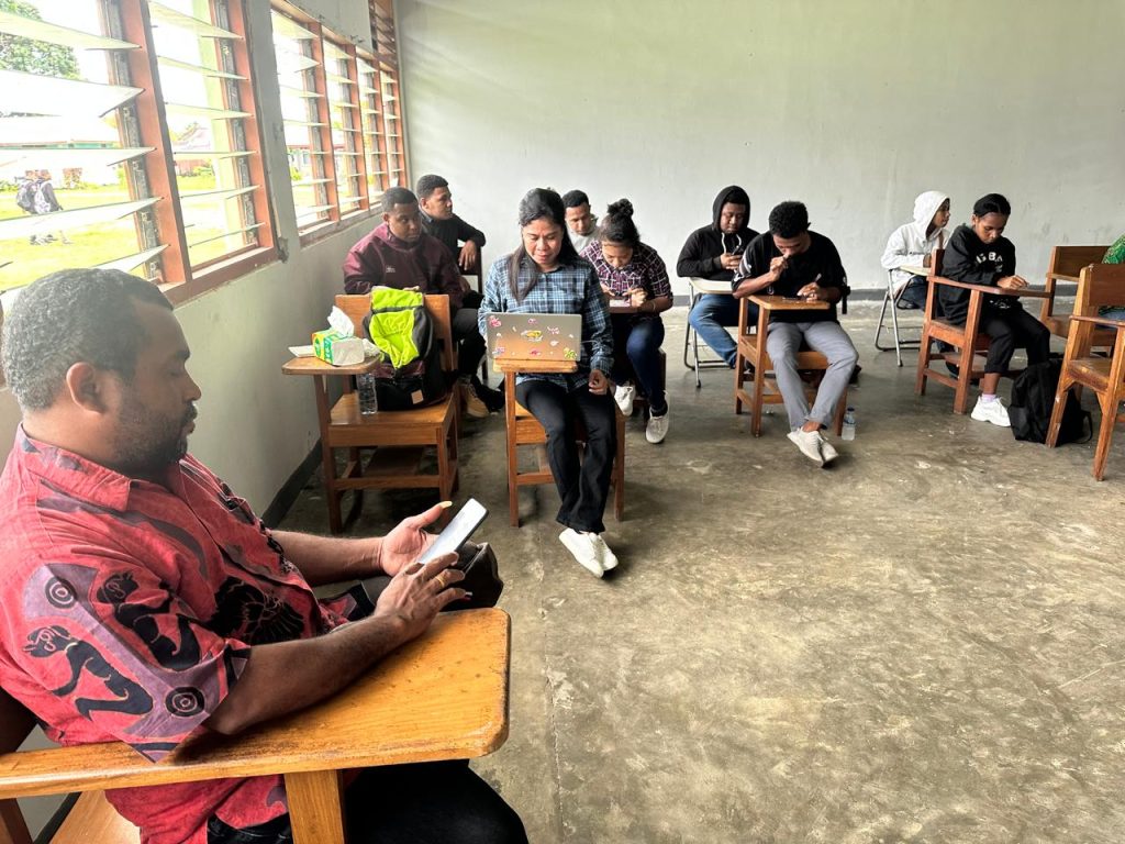 F-Mipa Asah Jiwa Kewirausahaan Mahasiswa Dengan P2MW di Kampus UNCEN Biak