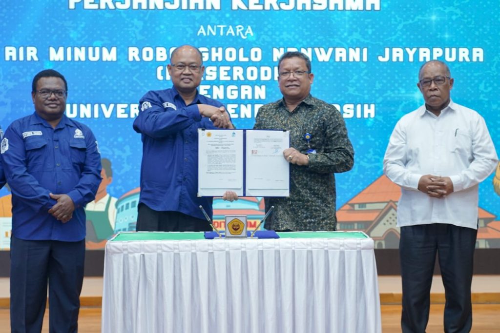 “Segera Hadir! ‘Uncen Fresh’, Produk AMDK Kolaborasi Uncen dan PT AM Jayapura”