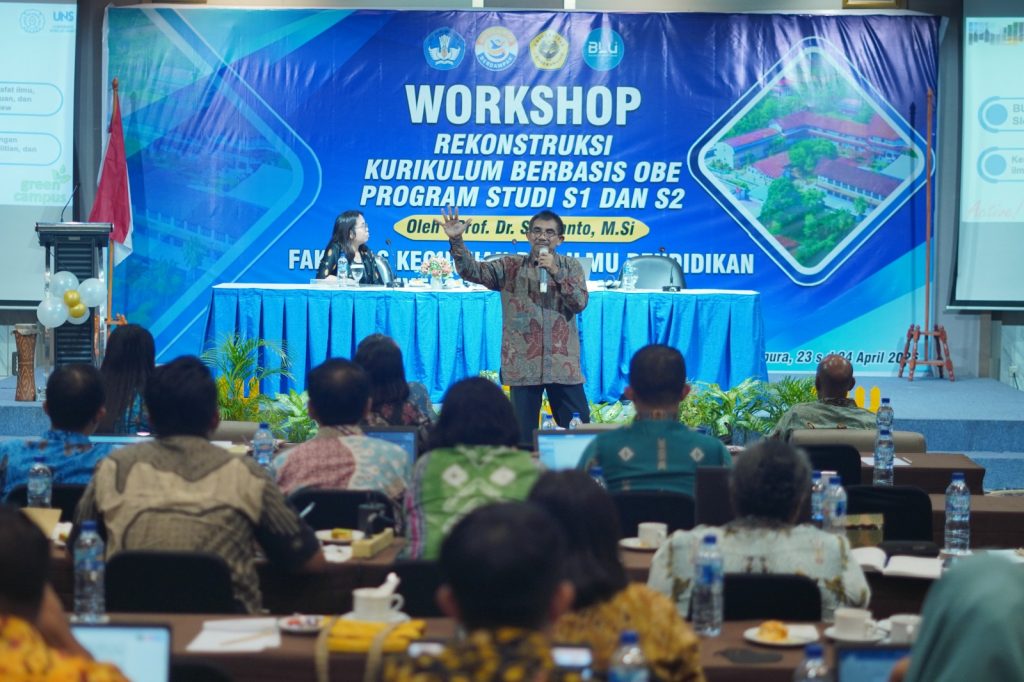 FKIP UNCEN Gelar Workshop Rekonstruksi Kurikulum Berbasis OBE