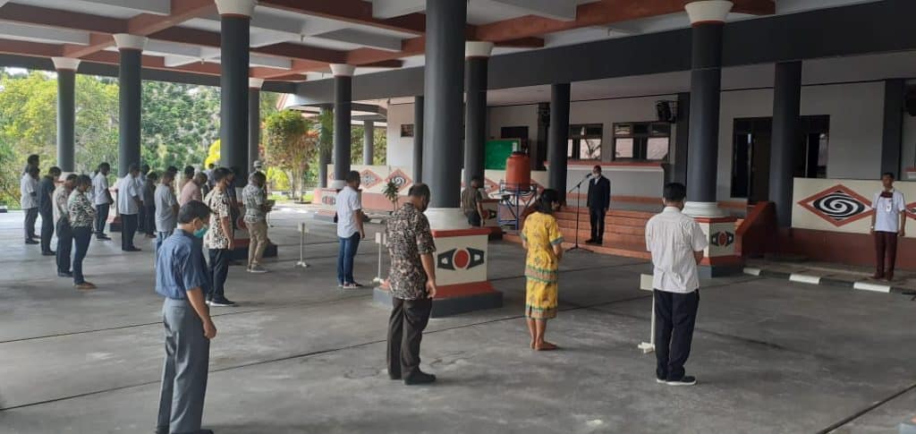 Apel Pagi Pegawai Rektorat Dalam Tatanan Normal Baru