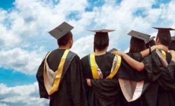 wisuda1