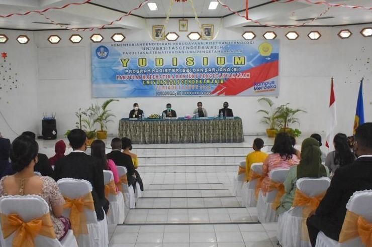 FMIPA Uncen Meluluskan 51 Orang, 5 Cumlaude.